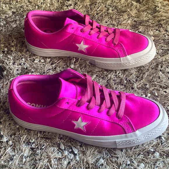 Converse magenta hot pink one star satin sneakers - Picture 3 of 9